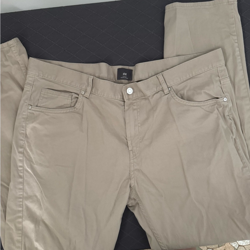 H&M Slim Fit Beige Trousers, Men’s L